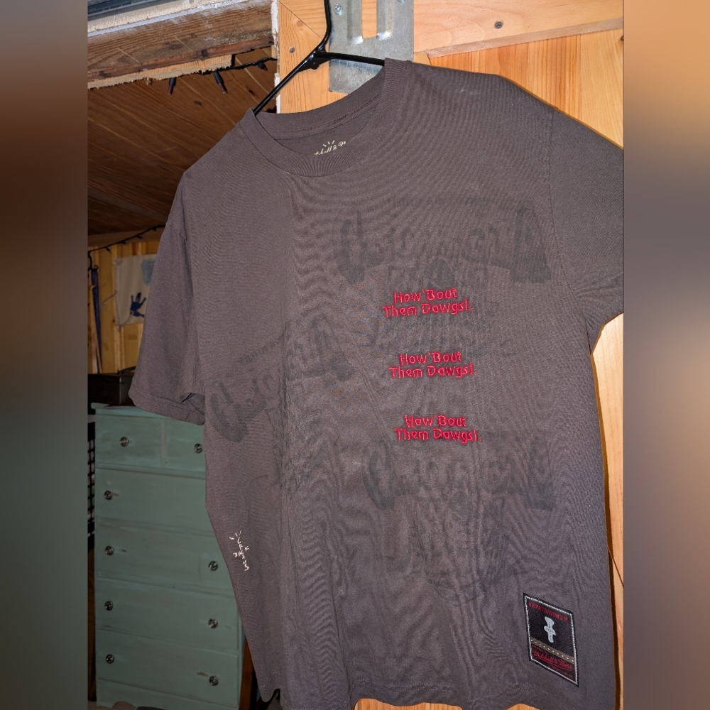 Mitchell & Ness X Cactus Jack Georgia Bulldogs Seal Shirt L